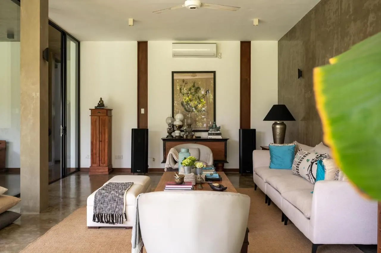 Tranquil Waters Villa Negombo