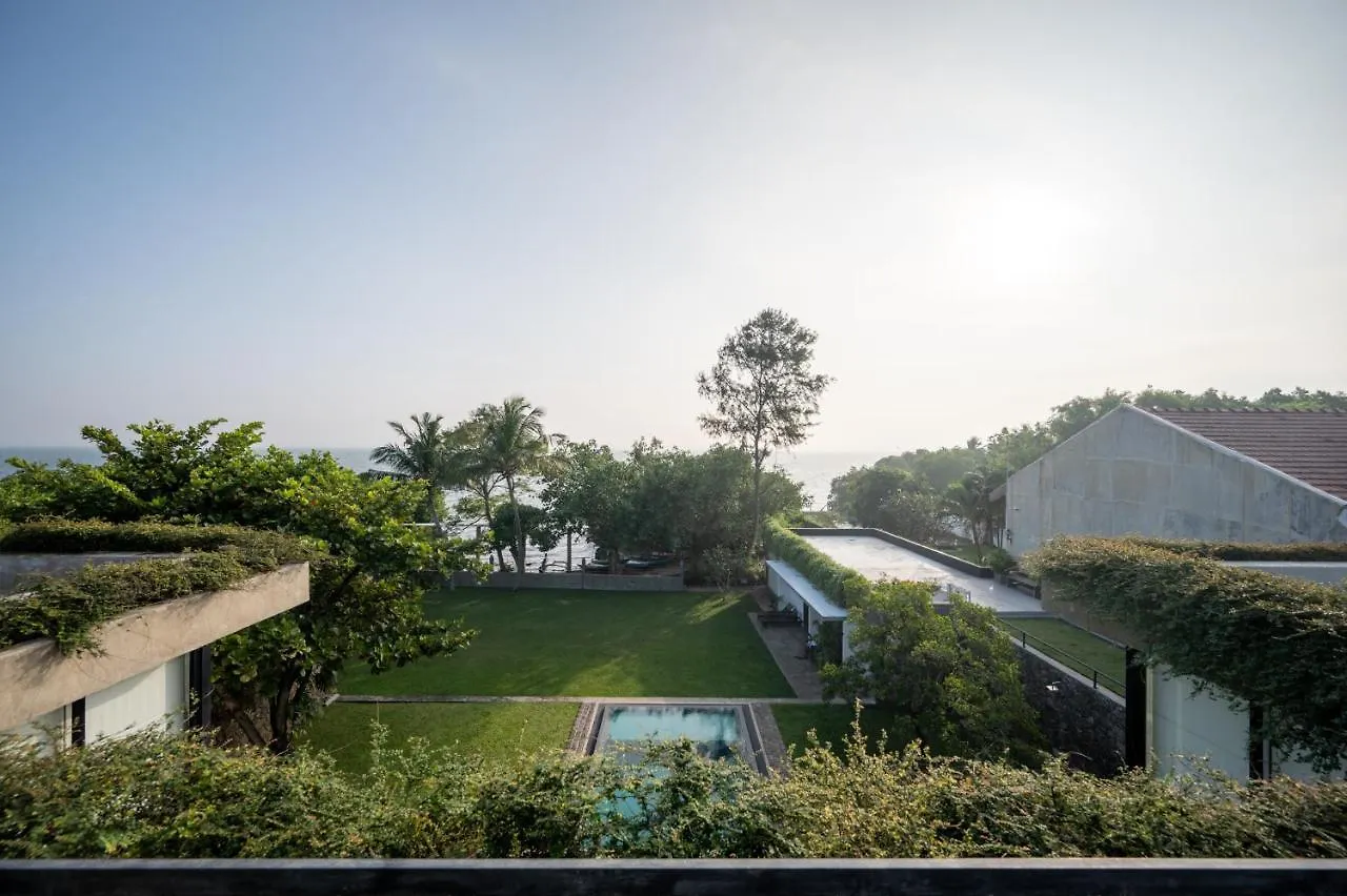 Tranquil Waters Villa Negombo