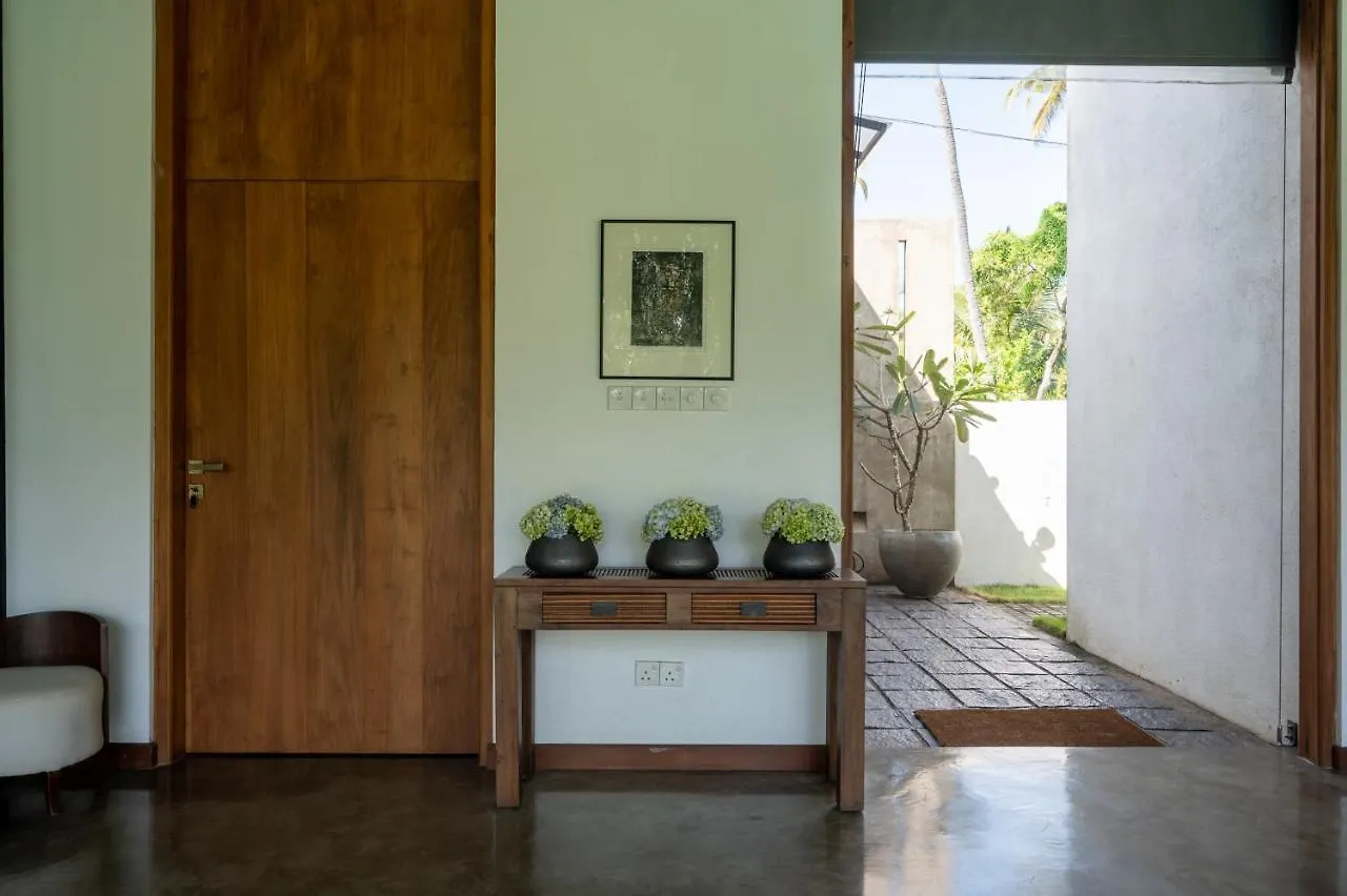 Tranquil Waters Villa Negombo