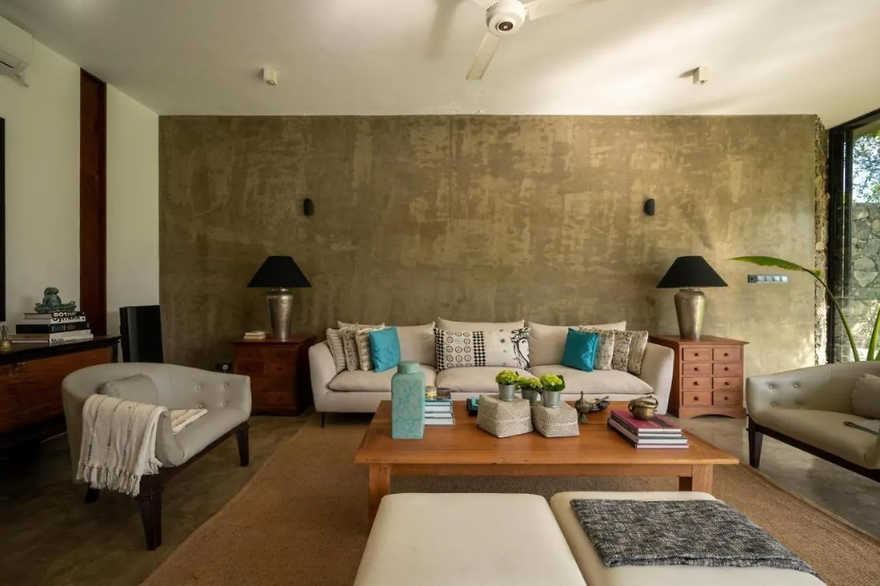 Tranquil Waters Villa Negombo